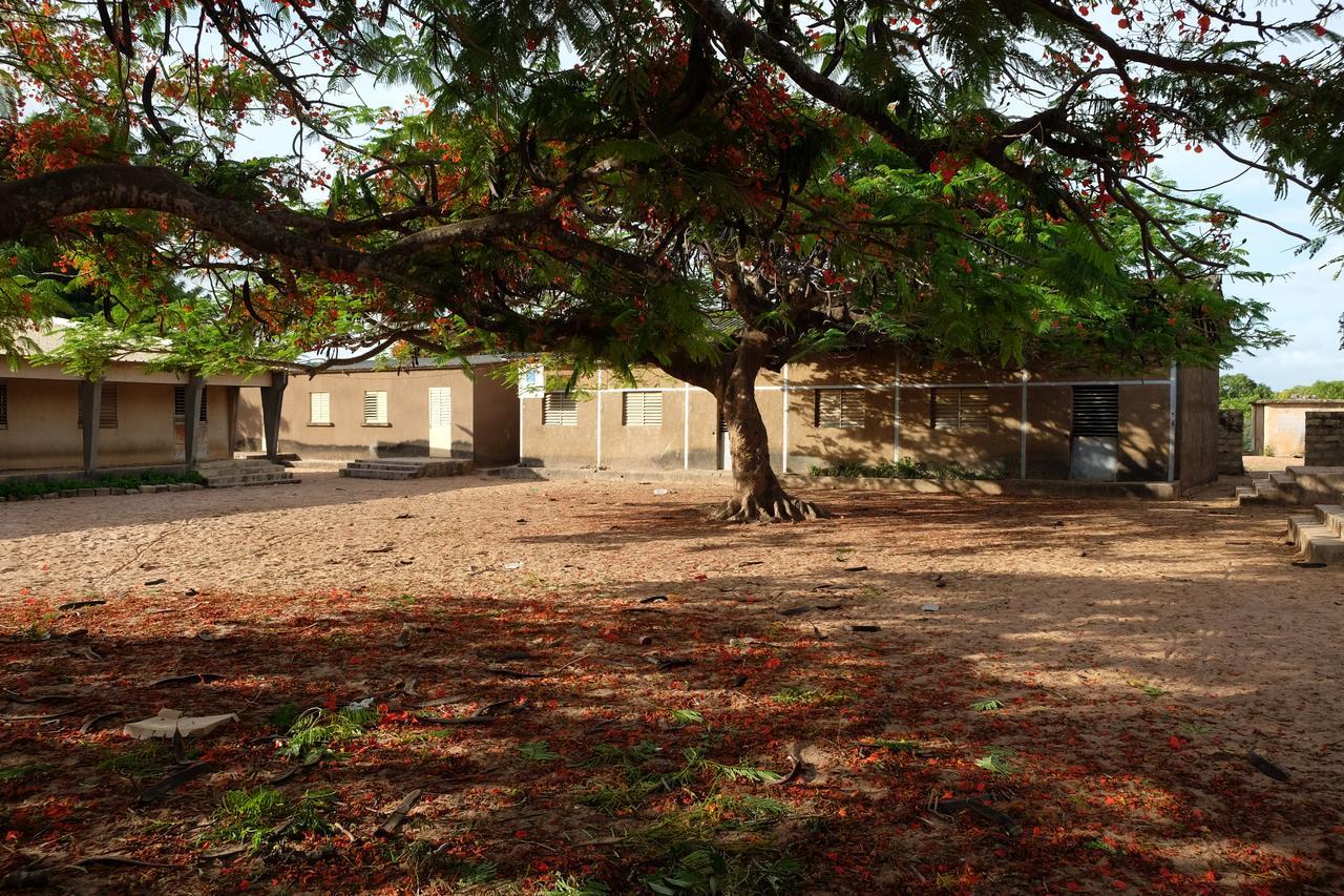 Centre Touristique Et Culturel Casamance Guest House Diakene Ouolof Ngoại thất bức ảnh