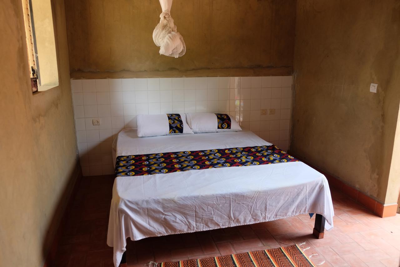 Centre Touristique Et Culturel Casamance Guest House Diakene Ouolof Ngoại thất bức ảnh